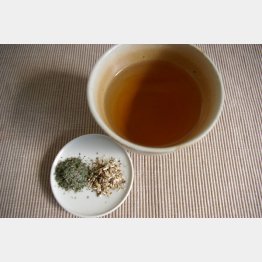 島根県のクロモジ茶（Ｃ）日刊ゲンダイ