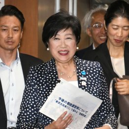 逃げ続け、説明もない。3件の刑事告発を受けていても小池百合子都知事が当選（Ｃ）日刊ゲンダイ