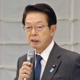 ただのお披露目だけの武藤容治経産相（経団連会談で）／（Ｃ）共同通信社