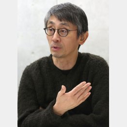 「儀助の暮らしにだんだん愛着を持つようになった」と吉田監督（Ｃ）日刊ゲンダイ