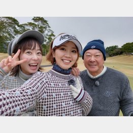 「らく・ごる」で共演する菊池良子さん（左）、葭葉ルミプロと（写真提供・テレビ長崎）