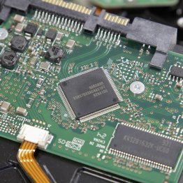 「エレクトロニクスの情報プラットフォーマー」を目指す(C)日刊ゲンダイ