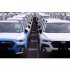 横浜港で輸出を待つ日本車（Ｃ）ロイター