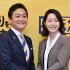 牛田茉友氏（左）にデレデレの玉木代表（Ｃ）日刊ゲンダイ