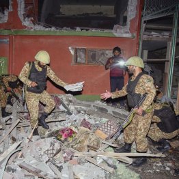 印パ衝突の緊張が増す中…(C)AP =共同